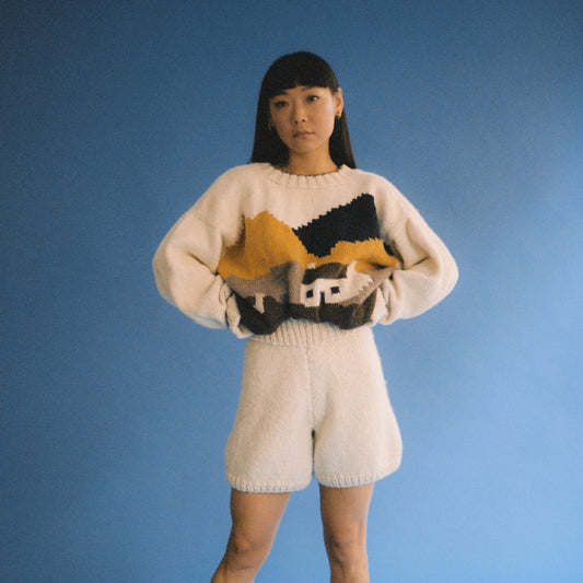 PANCHING BONE SHORTS
